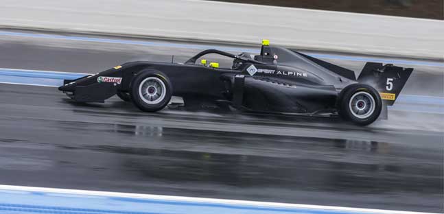 Test a Le Castellet - 4° turno<br />Capietto e Monolite leader con la pioggia