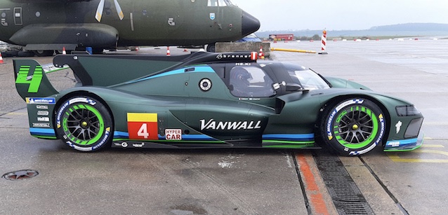 Primi chilometri per la ByKolles Vanwall<br />