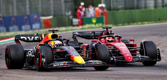 Imola - Gara Sprint<br />Verstappen beffa Leclerc