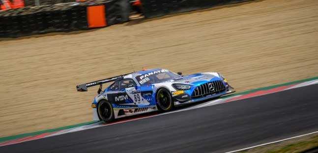 Sprint a Brands Hatch - Gara 2<br />La firma di Marciello-Boguslavskiy