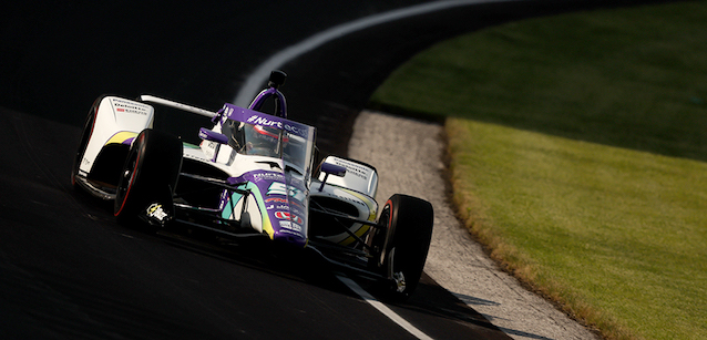 Indianapolis, 1° giorno<br />Sato su Dixon e Johnson