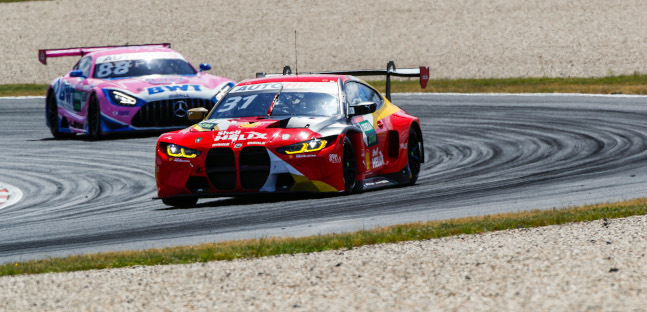 Lausitzring, gara 2<br />van der Linde spicca il volo