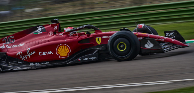 La Ferrari nel mirino dei rivali<br />per il fondo usato nei test di Imola 