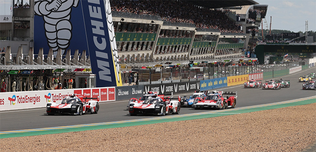 Le Mans - Ore 19<br />Toyota saldamente al comando