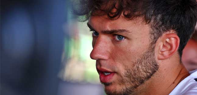 Gasly e il fenomeno del porpoising<br />"Costretto a scegliere tra <br />la prestazione e la salute"