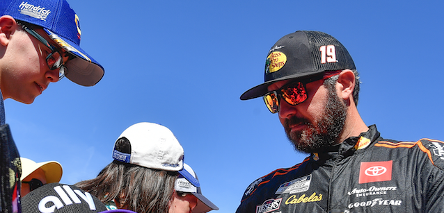 Truex rinnova con il Joe Gibbs Racing<br />Stenhouse resta con JTG Daugherty