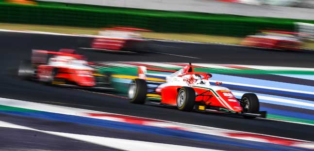 Misano - Gara 3<br />Camara sorprende Antonelli