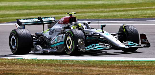 Silverstone - Prove libere 1<br />La pioggia tiene tutti (o quasi) ai box