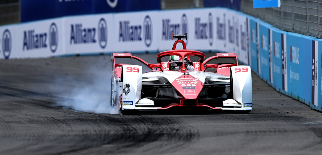 Londra, qualifica 2<br />Dennis bis, grande Giovinazzi terzo