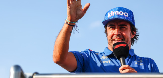 Clamoroso Fernando Alonso:<br />dal 2023 passa in Aston Martin