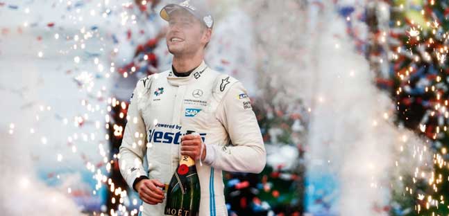 Seoul - Gara 2<br />Vandoorne iridato con la Mercedes,<br />Mortara chiude con la vittoria