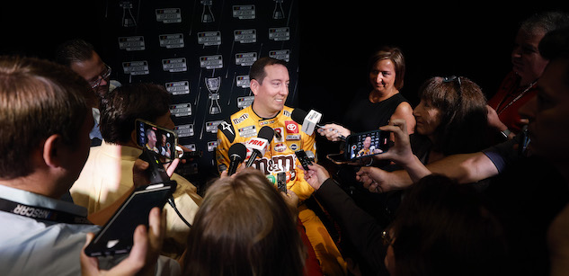 Kyle Busch passa al team Childress