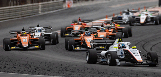Valencia - Gara 1<br />Masson vince facile<br />