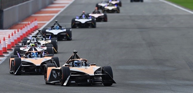 Rookie a Valencia: Nissan conferma <br />Ghiotto, Maserati punta su Ehrlacher