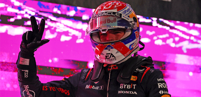Losail, gara Sprint - La cronaca<br />Verstappen campione del mondo<br />Piastri vince la sua prima in F1