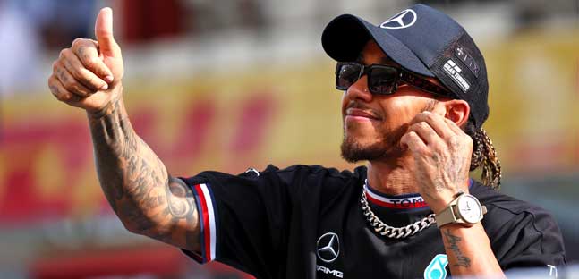 Hamilton, uomo Mercedes per sempre<br />E ancora due anni di contratto F1