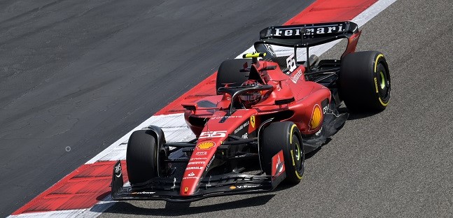 Test a Sakhir – 2° giorno mattina<br />Sainz 1°, Perez al top nel passo gara 