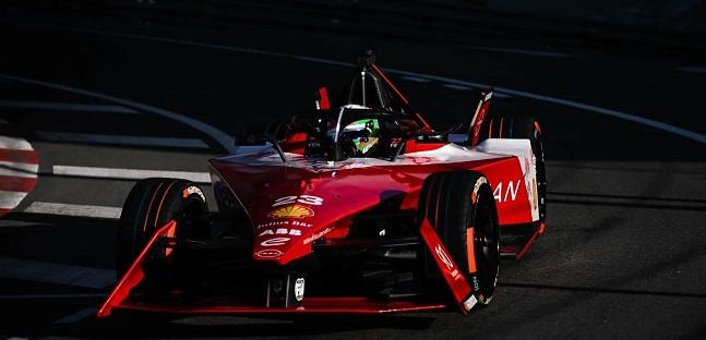 Montecarlo – Qualifica <br />Fenestraz nel dominio Nissan