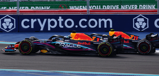 Verstappen 'schiaccia' Perez<br />Alonso terzo, male la Ferrari