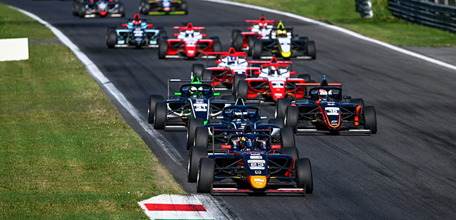 Monza - Gara 2<br />Lindblad tenta la fuga