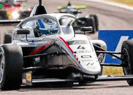 British F4 a Thruxton<br />Sharp consolida la leadership