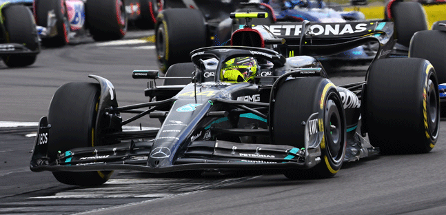 Il ruggito del leone Hamilton<br />La Mercedes scalpita, ma &egrave; lontana