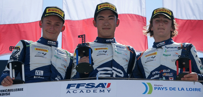 Misano - Gara 1<br />Peugeot accorcia su Giltaire