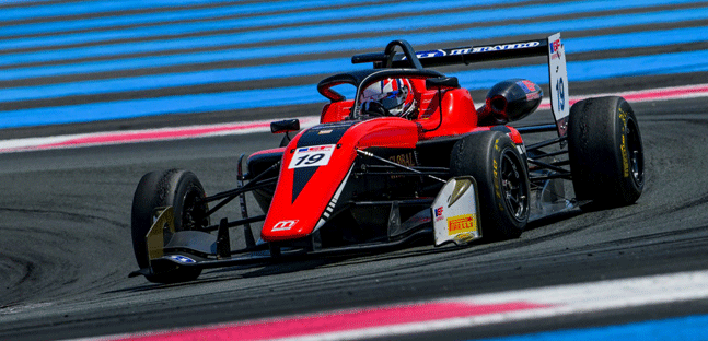 Le Castellet, qualifica<br />Terza pole di fila per Leon<br />