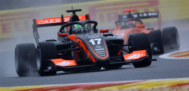 Spa - Gara 1<br />Collet vince in safety-car