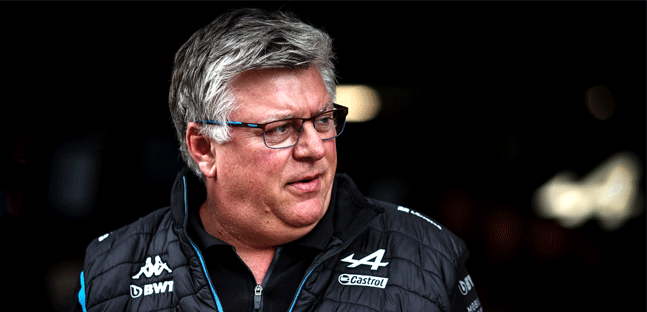 L'ex team principal Alpine, Szafnauer,<br />spiega: "Troppe ingerenze da Renault"