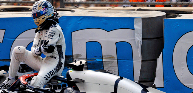 Ricciardo a rischio per Singapore<br />Via libera per lo Junior Lawson