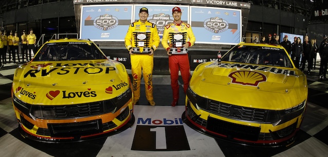 Daytona, qualifica<br />Doppietta ford con Logano-McDowell<br />