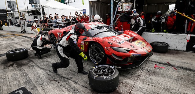 Ferrari e BMW sanzionate per Daytona<br />Ma tengono vittoria e podi