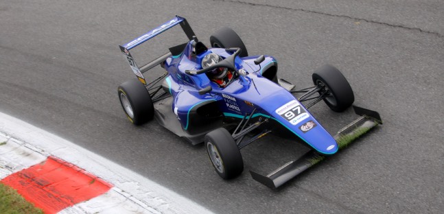 Cram torna in F4 Italia <br />con Daryanani e Fiorentino 