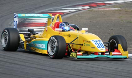 Nurburgring, gara 1: Vervisch primo e nuovo leader 