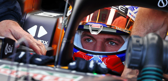 Melbourne - Qualifica<br />Verstappen batte uno stoico Sainz