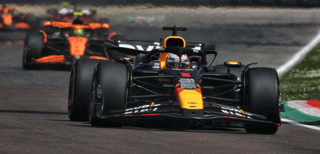 Imola - La cronaca<br />Verstappen vince col brivido