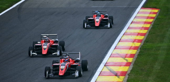 Spa, gara 3<br />Prima vittoria per Xie <br />