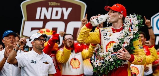 Indy 500 - Gara<br />Newgarden all'ultima curva su O'Ward