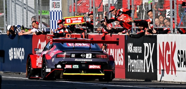 Fuji, gara<br />Doppietta Nissan, Quintarelli 2°