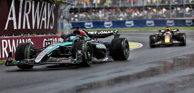 Russell butta via la vittoria<br />Hamilton maltrattato da Mercedes