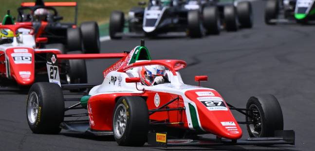 Vallelunga - Gara 3<br />Tripudio Slater, tre su tre
