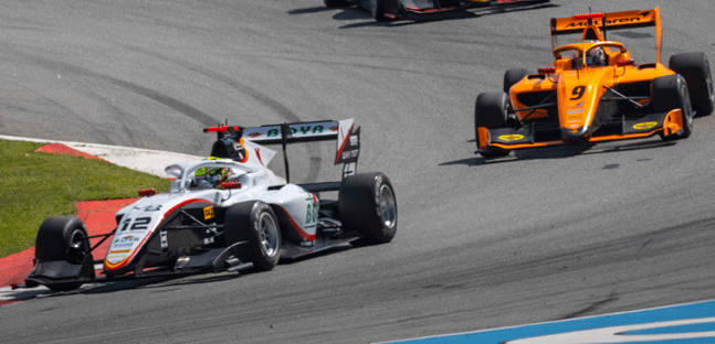 Montmel&ograve; - Gara 1<br />Boya firma il primo successo in F3<br />