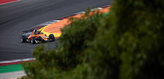 Portim&atilde;o, libere 1<br />Fittipaldi precede Ho