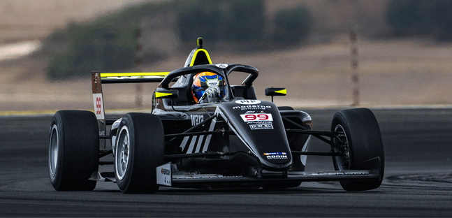 Portimao, libere 2<br />Strauven prende il comando