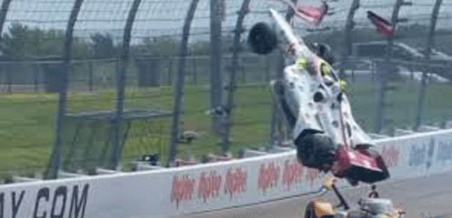 Iowa - Gara 2<br />Power vince, che paura per Ray Robb<br />Il video del crash nel giro finale