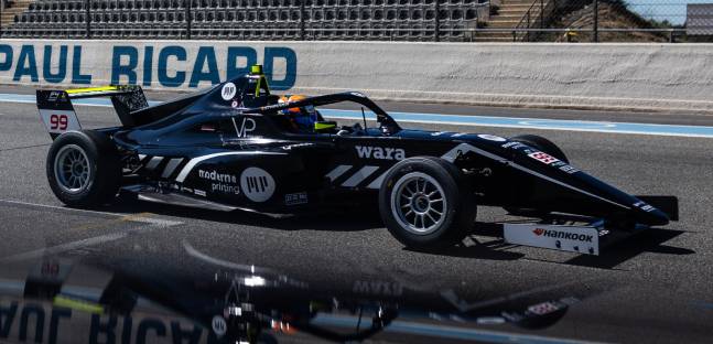 Le Castellet, libere 1<br />Strauven martellante
