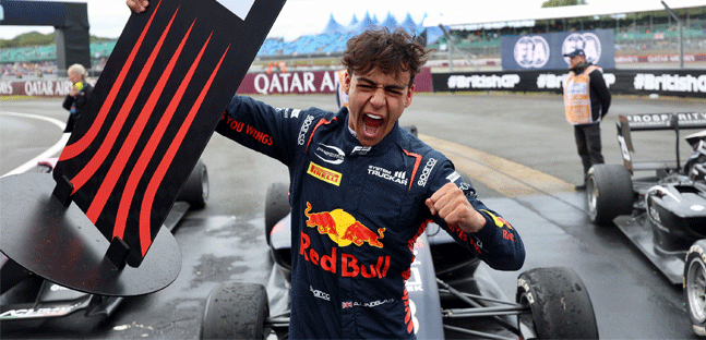 Silverstone - Gara 2<br />Lindblad-Min&igrave; nel caos slick-rain