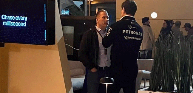 Riunione Mercedes per decidere<br />come strappare Verstappen alla Red Bull