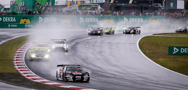 N&uuml;rburgring – Gara 1<br />Dominio targato Kelvin van der Linde